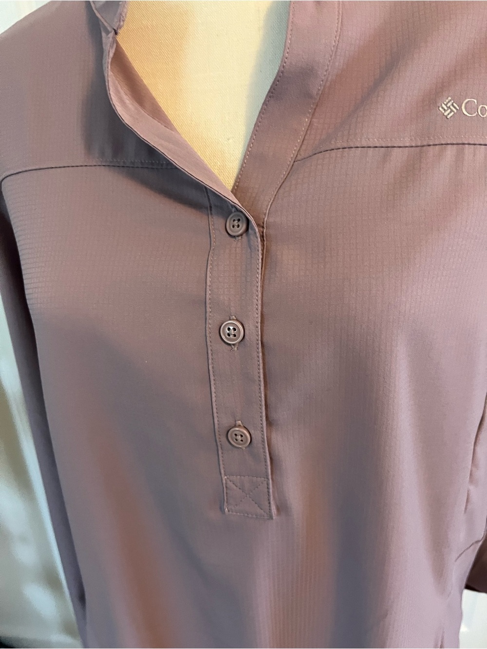 Columbia Women's Mauve Button Henley Pullover